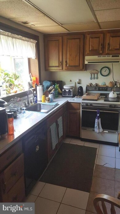 5536 Willys Ave, Halethorpe, MD 21227 - photo 4