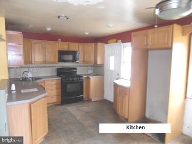 632 Glencroft Cir, Folcroft, PA 19032 - photo 5