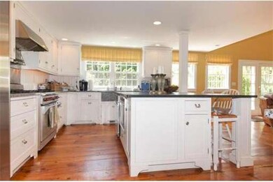 72 Elm St, Medfield, MA 02052 - photo 5