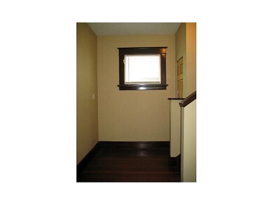 Foyer.