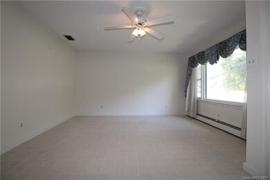 504 N Greenbriar Rd, Statesville, NC 28625 - photo 4