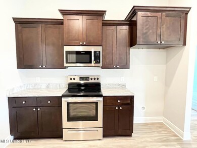 104 Kitchen 3