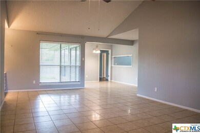 541 Denise Dr, New Braunfels, TX 78130 - photo 6