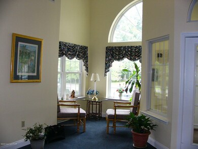 5 Village Cir unit 1204, Stroudsburg, PA 18360 - photo 5