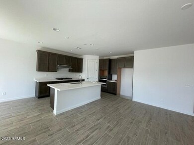 131- Kitchen 2-PhotoRoom