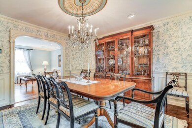 008_Dining Room