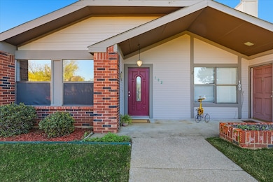 102 Gray Oak Ct, Euless, TX 76039 - photo 3