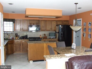 42 Edinburgh Ln, Mount Laurel, NJ 08054 - photo 6