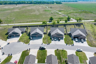 2426 E Quivira St, Kechi, KS 67067 - photo 2