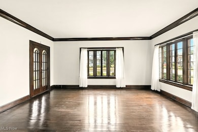 348 N Broadway St, New Philadelphia, OH 44663 - photo 4