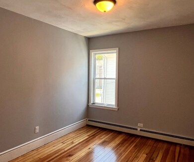 134 Englewood Ave, Pawtucket, RI 02860 - photo 5