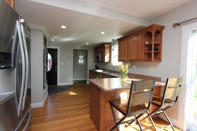 55 Elm St, Dracut, MA 01826 - photo 4