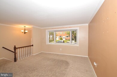 919 Circle Dr, Halethorpe, MD 21227 - photo 4