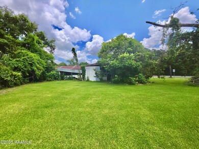 1523 N Main St, Saint Martinville, LA 70582 - photo 5