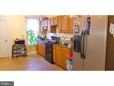 521 N 11th St, Reading, PA 19604 - photo 3