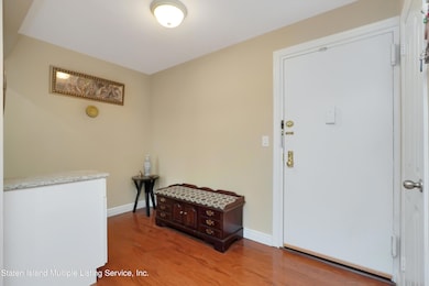 Highview Condominium unit 2D, Staten Island, NY 10301 - photo 4