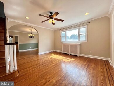3999 Vernon Rd, Drexel Hill, PA 19026 - photo 2