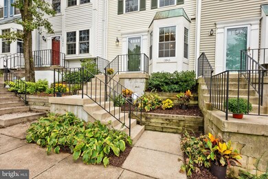 13945 Big Yankee Ln, Centreville, VA 20121 - photo 2