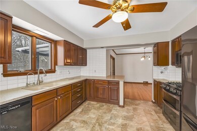 26649 Cook Rd, Olmsted Falls, OH 44138 - photo 5