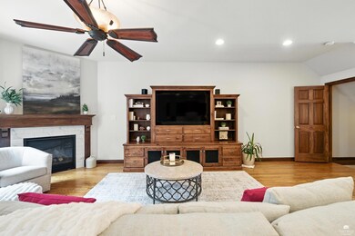 1304 Oaktree Place, Manhattan, KS 66503 - photo 5