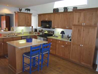 40 Highland Ridge unit 40, New London, NH 03257 - photo 4