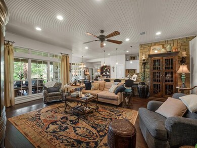 2603 Wills Way Dr, Granbury, TX 76049 - photo 7