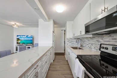 Discovery Bay Center unit 2607, Honolulu, HI 96815 - photo 2