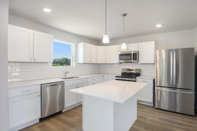 48560 Silver Oaks W, Mattawan, MI 49071 - photo 4