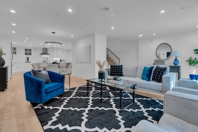 588 Tremont St unit 1, Boston, MA 02118 - photo 2