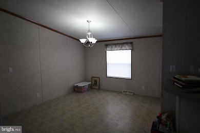 2437 Lebanon Rd, Manheim, PA 17545 - photo 7