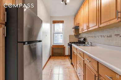 39-25 51st St unit 6G, Flushing, NY 11377 - photo 7