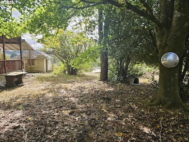 8105 SE 282nd Ave, Gresham, OR 97080 - photo 2