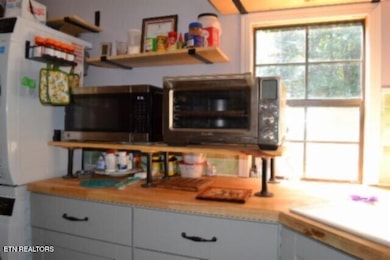 688 Boone Ridge Rd, Jamestown, TN 38556 - photo 6