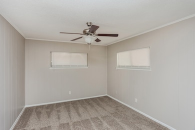 604 Stonewall Dr, Euless, TX 76039 - photo 7