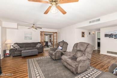 11 - Lindstrom 5362