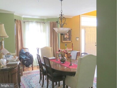 11502 Dyrham Ln, Glenn Dale, MD 20769 - photo 6