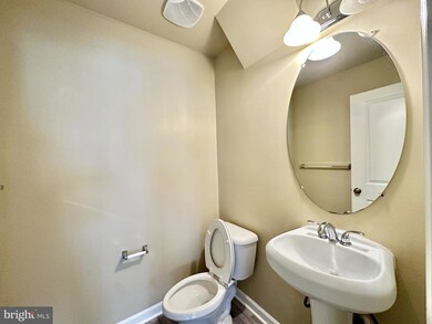 25244 Demilton Terrace, Chantilly, VA 20152 - photo 7