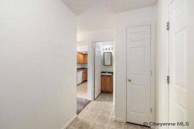731 W 2nd St, Cheyenne, WY 82007 - photo 5