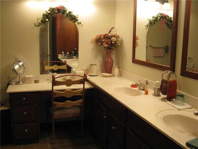 Master Bath/Spa.
