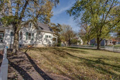 203 N Belleville St, Freeburg, IL 62243 - photo 4
