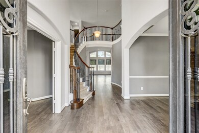 Luxurious home by Ashton Woods