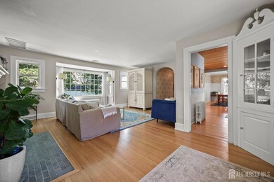 386 Franklin Rd, North Brunswick, NJ 08902 - photo 6