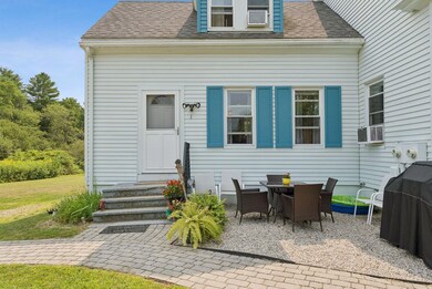 8 Iris Ln, Freeport, ME 04032 - photo 6