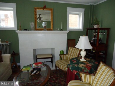 210 Bernhart Ave, Reading, PA 19605 - photo 3