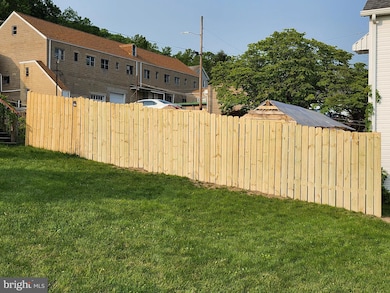 117 E Garibaldi Ave, Nesquehoning, PA 18240 - photo 3