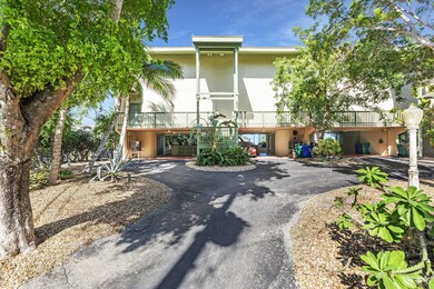 13 Mccoy Circle front entrance