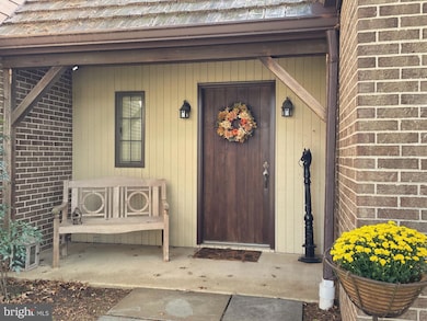 6400 Griffith Rd, Gaithersburg, MD 20882 - photo 5