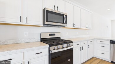 133 Lindy Way, Stephenson, VA 22656 - photo 6