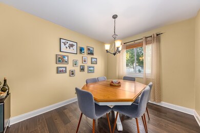 337 Weatherford Ln unit 6B, Naperville, IL 60565 - photo 6