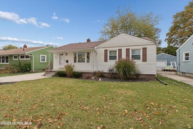 04-1381-Jr-Dr-WindowStill-Photoraphy